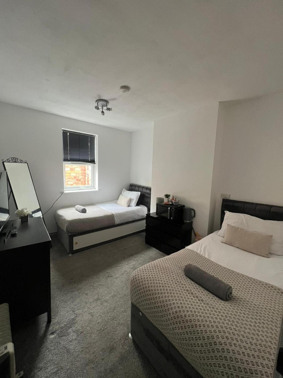 Lincoln City Centre Rooms P&S Exterior photo